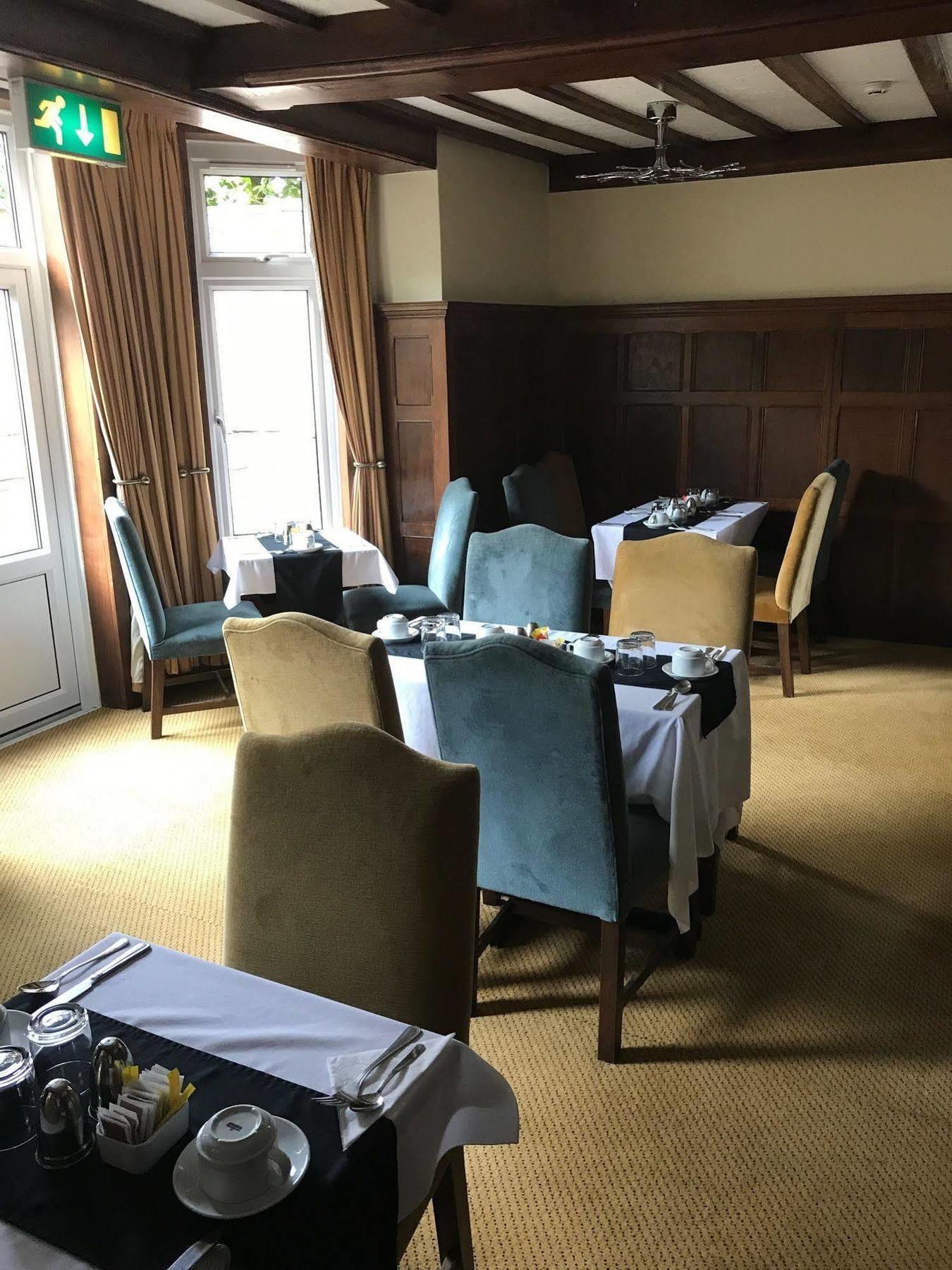 Barrington Lodge Crawley  Dış mekan fotoğraf
